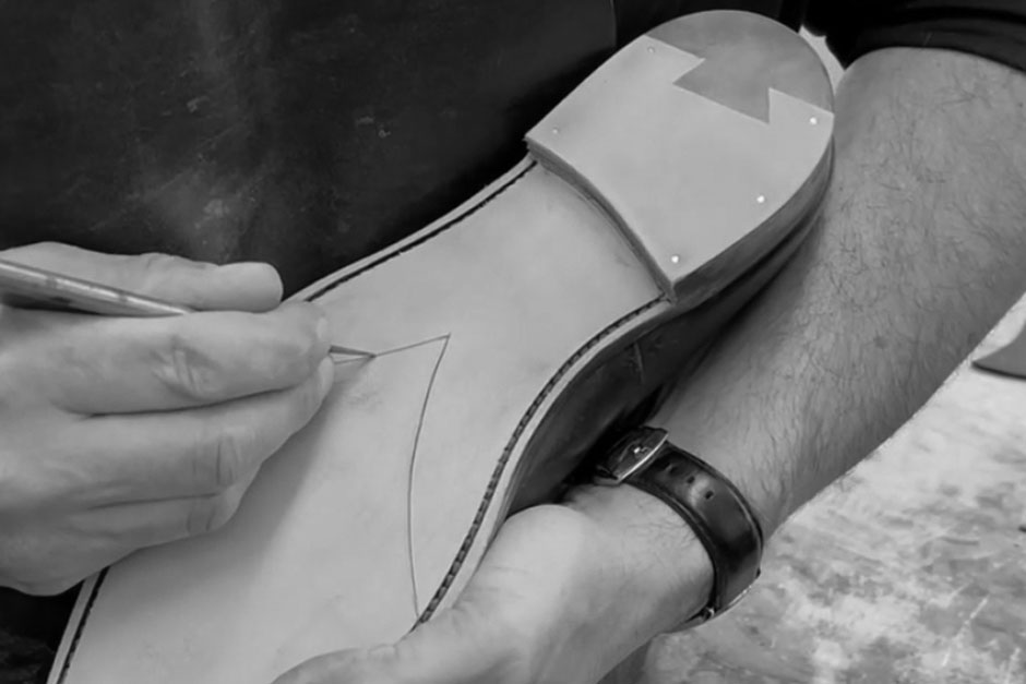 Schoenmaker handmatig ingesneden groef - The Royal Treatment