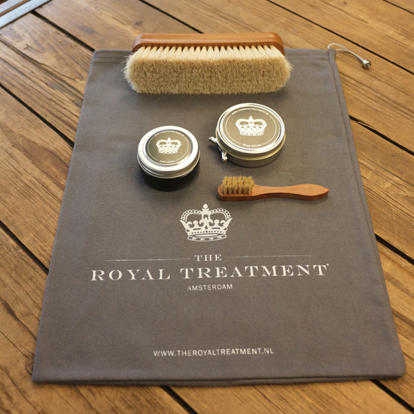 shoe-care-set-glad-leer-3de-kleur